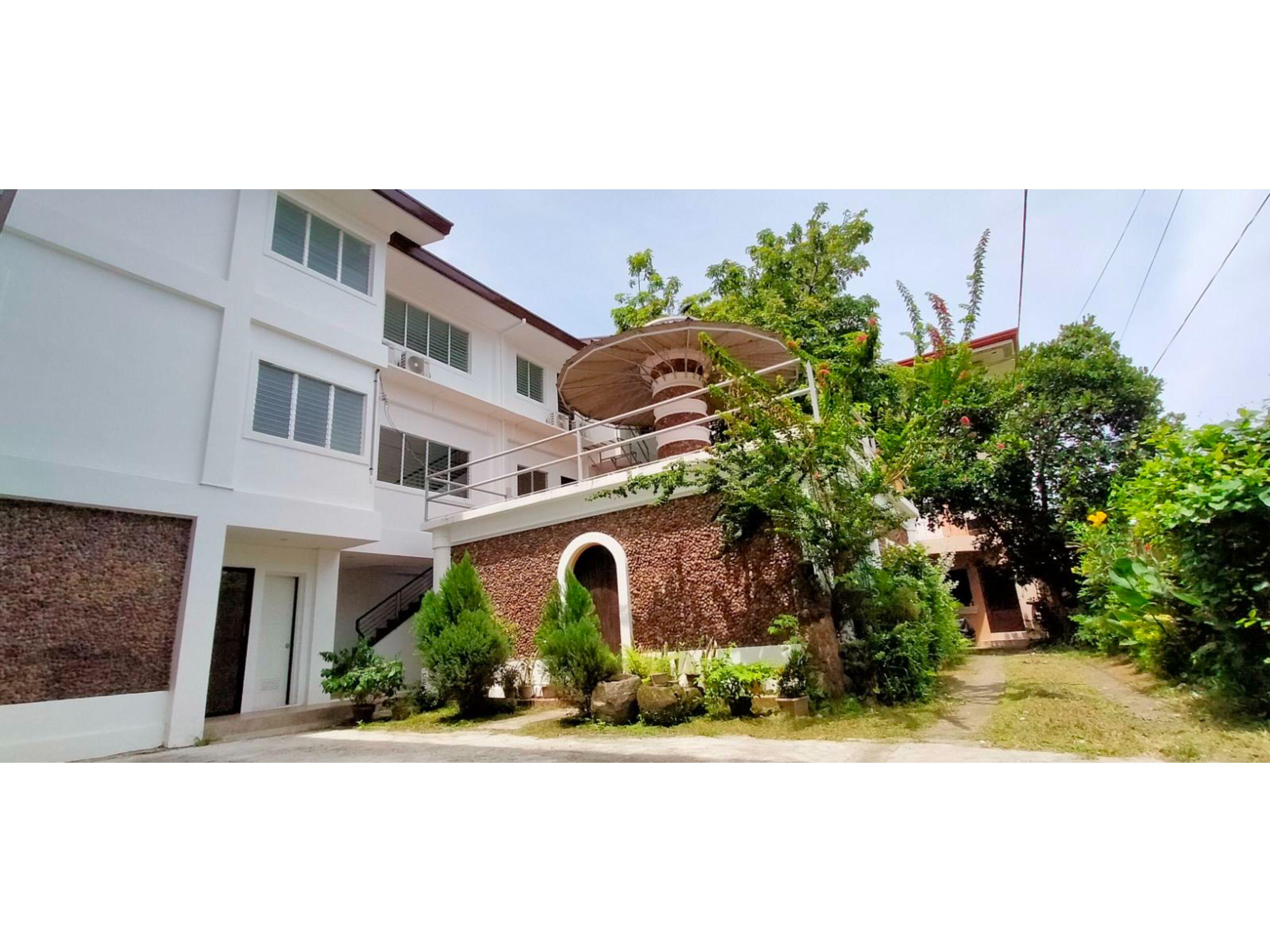 Oyo 799 Ddd Habitat Iloilo Hotel Eksteriør billede